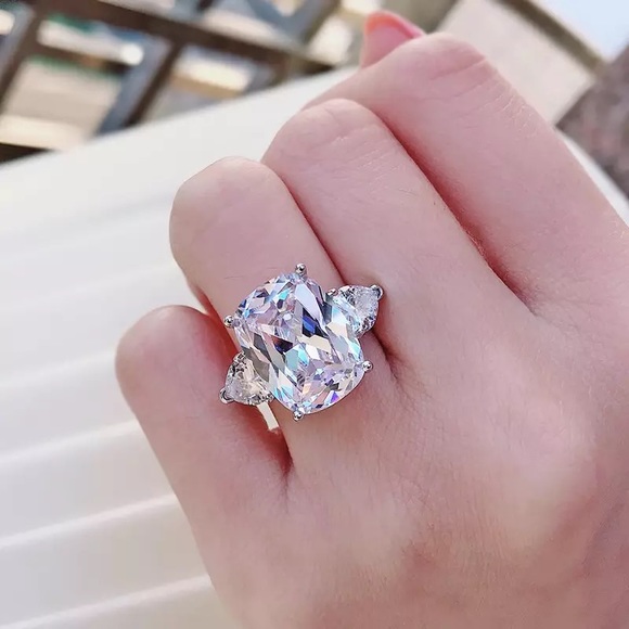 🛳 5Ct Cushion Cut Austrian Crystal Solitaire Rings - Picture 5 of 16